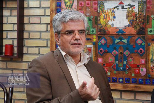 صادقی: نمی توان ژست آزادی خواهی گرفت اما زمینه اجرای حق مردم را فراهم نکرد