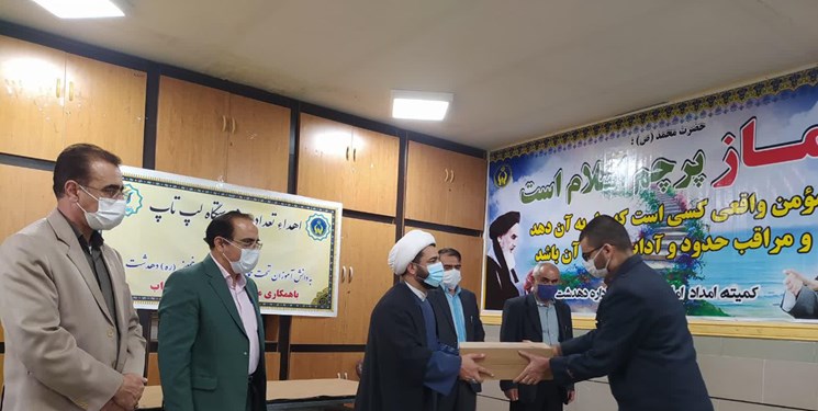 اهدای ۵۰ دستگاه لپتاپ به دانشآموزان یتیم کهگیلویه