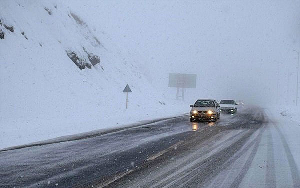 گردنه های الیگودرز بازگشایی شد