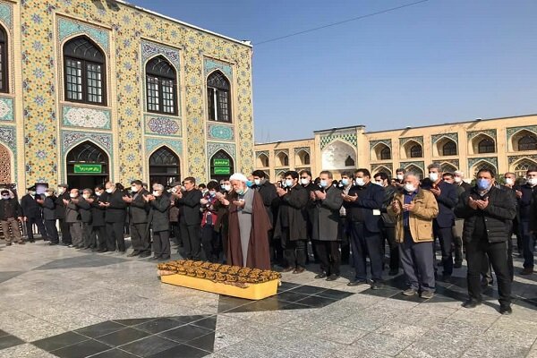 پیکر محمد خادم در حرم رضوی آرام گرفت