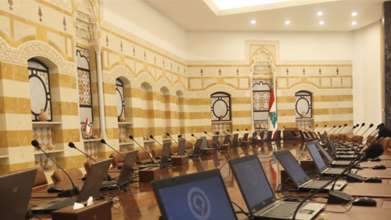 «لبنان» محصور در مثلث بایدن، مکرون و حریری