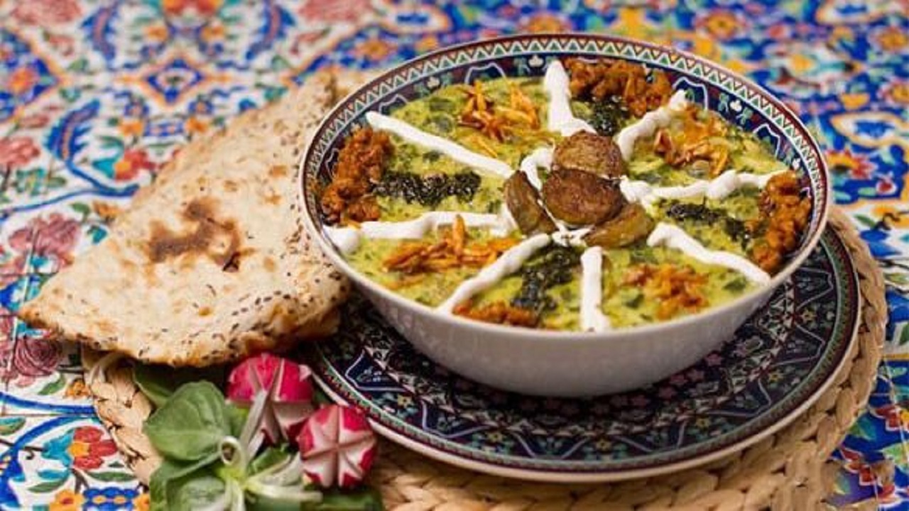 طرز تهيه آش جو خوشمزه با کشک