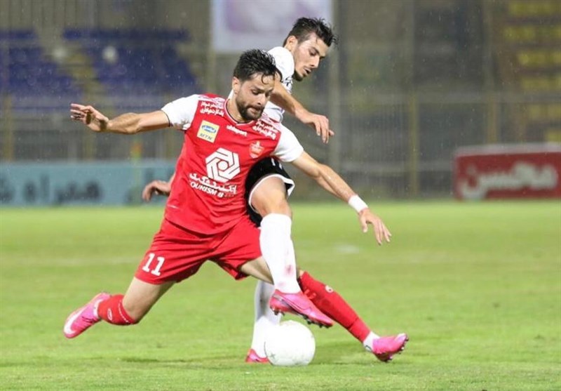تیم داوری شانس آورد که پنالتی پرسپولیس گل نشد