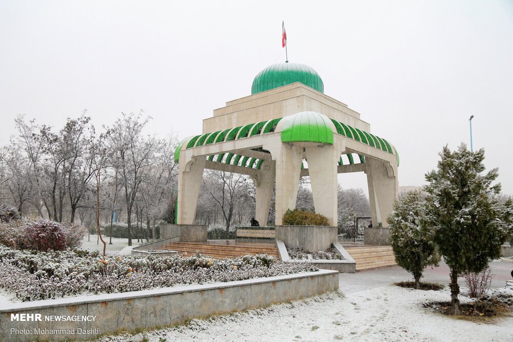 رخت سپید بر تن اردبیل