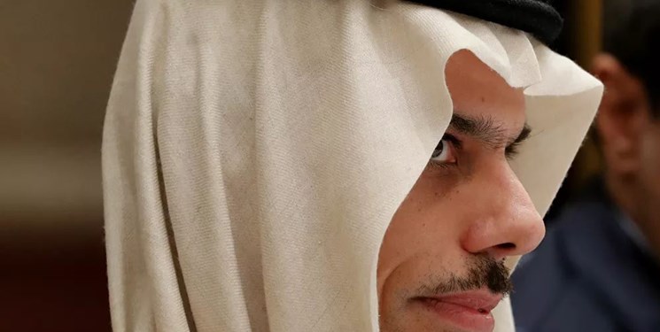 ریاض: در معرض حمله صدها موشک و پهپاد قرار گرفته ایم