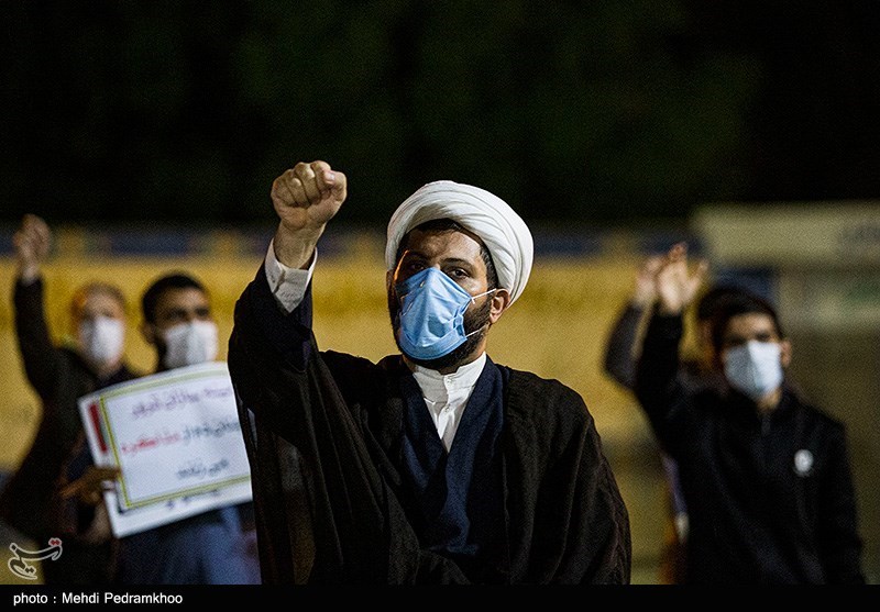 تجمع در اعتراض به ترور شهید فخری زاده