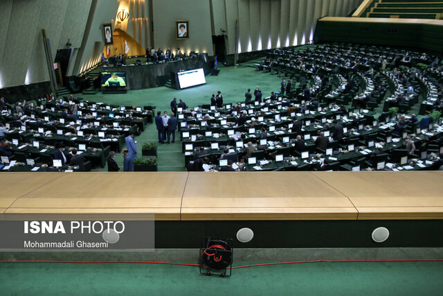 تنفس در مجلس برای رعایت تدابیر بهداشتی