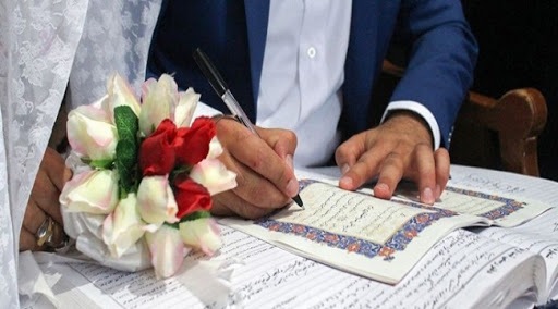 لاکچری بازی به تاریخ ازدواج هم رسید