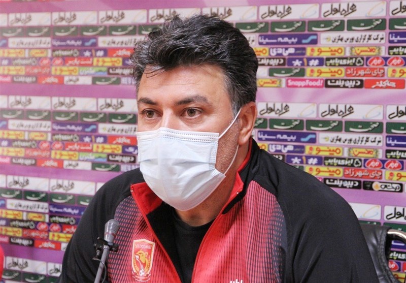 نوازی: مقابل پرسپولیس بدشانسی آوردیم و داور پنالتی ما را نگرفت!