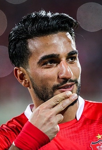 سیامک نعمتی با پرسپولیس دو فصل دیگر تمدید کرد