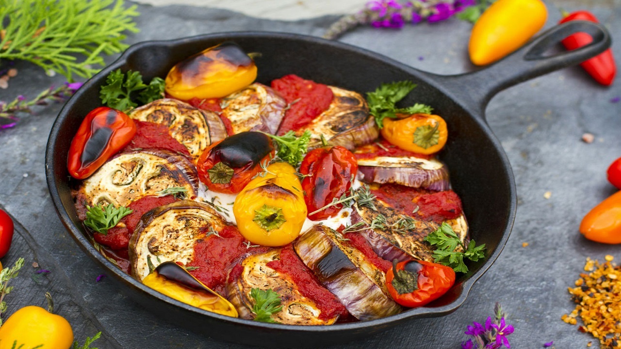 طرز تهيه انواع يتيمچه خوشمزه با سيب زميني و بادمجان