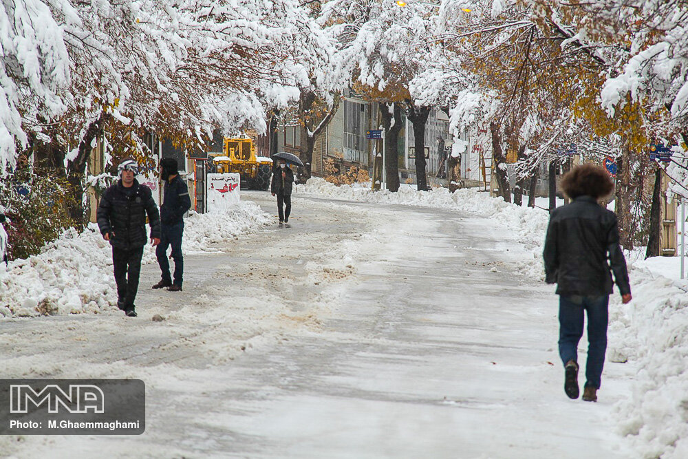 بارش برف زمستانی در سمیرم