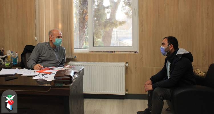 ایثارگران مشکلات شان را با مدیر کل بنیاد قزوین درمیان گذاشتند
