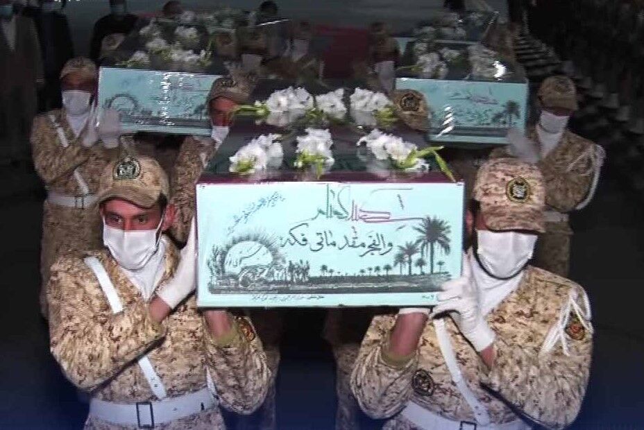 پیکر ۵ شهید گمنام وارد بیرجند شد