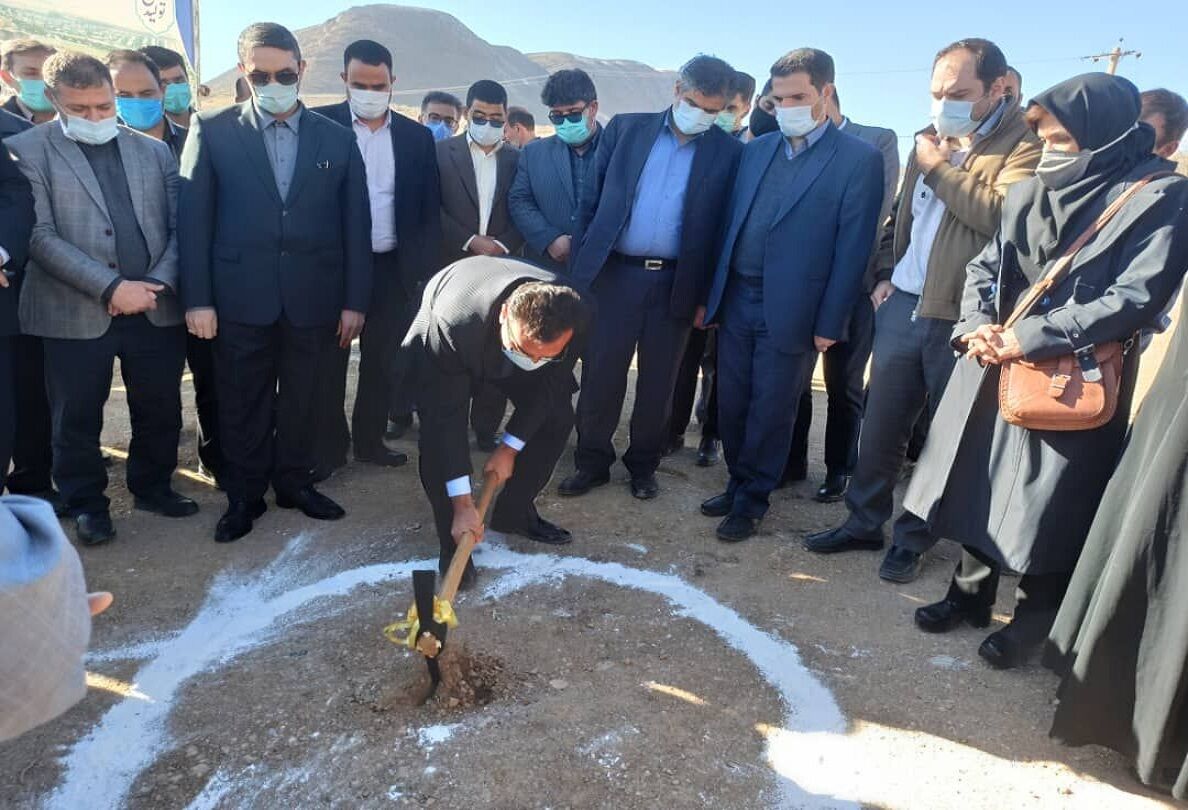 عملیات احداث ۳۰۰ واحد طرح ملی مسکن در «مهاجران» مرکزی آغاز شد