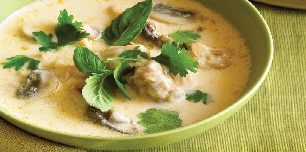 طرز تهيه سوپ تايلندي مرغ و نارگيل؛ يک پيش‌غذاي خوشمزه