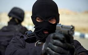 گروگانگیر شرور در درگیری مسلحانه با پلیس کشته شد