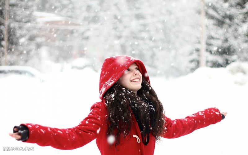 ژست دخترانه و پسرانه عکاسی در برف