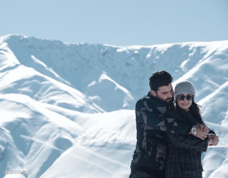 ژست دخترانه و پسرانه عکاسی در برف