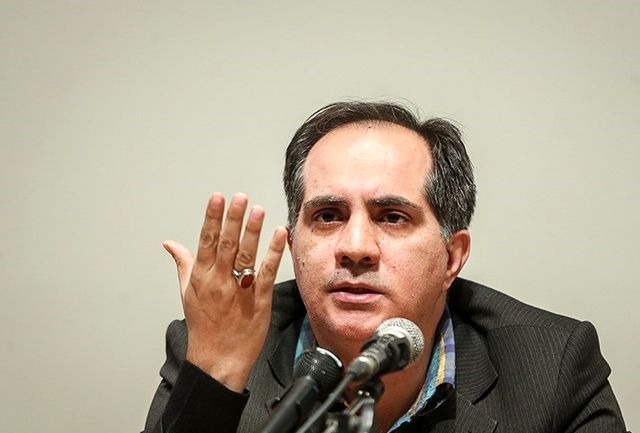 فعال اصلاح طلب: باید روسای قوا قبل از شرکت در انتخابات استعفا بدهند