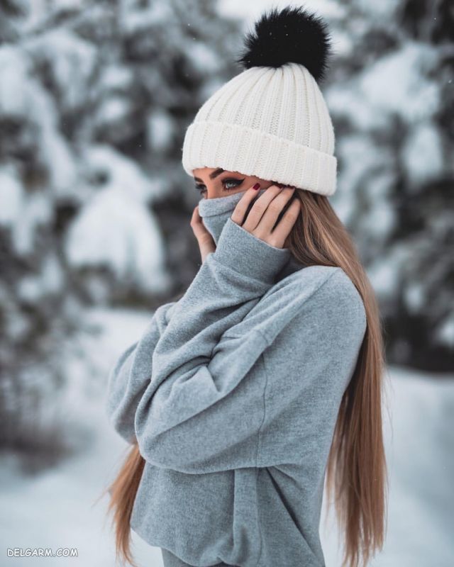 ژست دخترانه و پسرانه عکاسی در برف