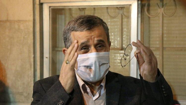 واکنشی به ادعای ارتباط احمدی نژاد با اجنه