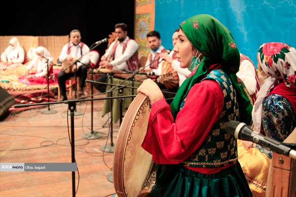 رقص سنتی در جشنواره بین المللی فرهنگ اقوام ایران زمین