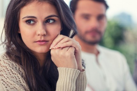 در چه صورتی عدم تمکین زن از مرد مجاز است؟