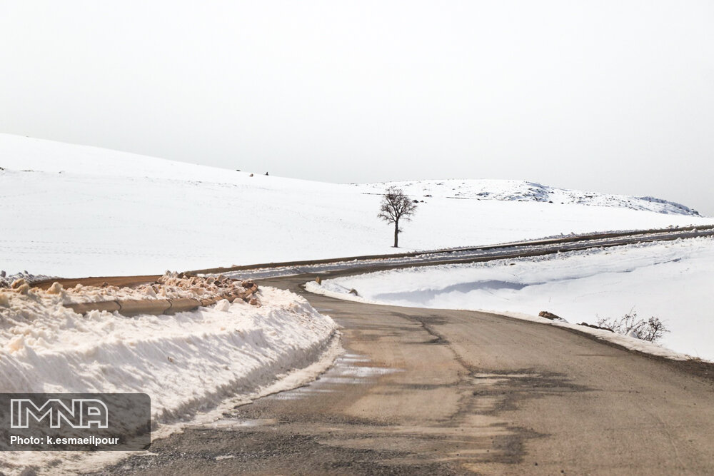 طبیعت زیبای برفی روستایی در آذربایجان شرقی