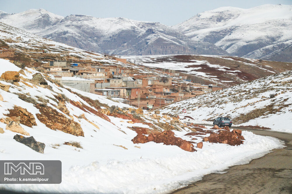 طبیعت زیبای برفی روستایی در آذربایجان شرقی