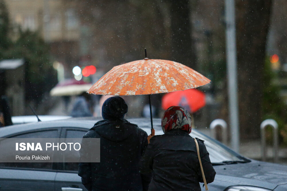 عکس/ بارش باران در همدان