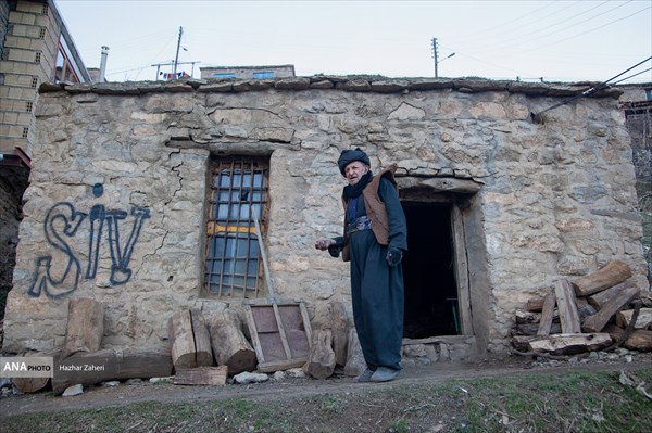 آهنگری «وه ستا فتاح» در روستای سر پیر اورامانات