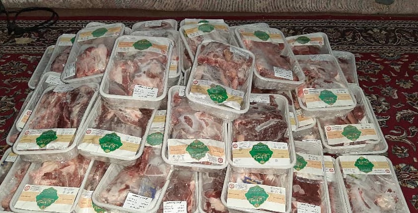 توزیع ۶۰ بسته گوشت گوسفندی در زاهدان