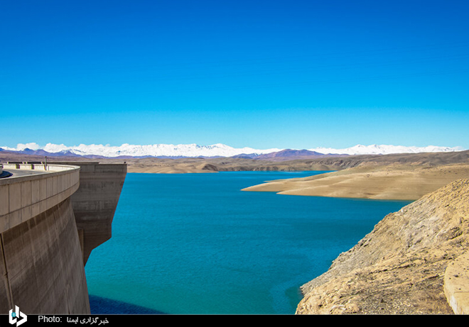 عکس/ نمایی از سد زاینده رود اصفهان