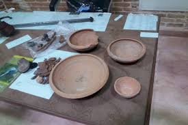 اهدای اشیاء مردمشناسی به اداره میراثفرهنگی سلماس