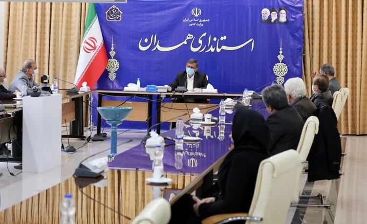 استاندار همدان: مشکلات کارگران با مذاکره و پیگیری رفع شود