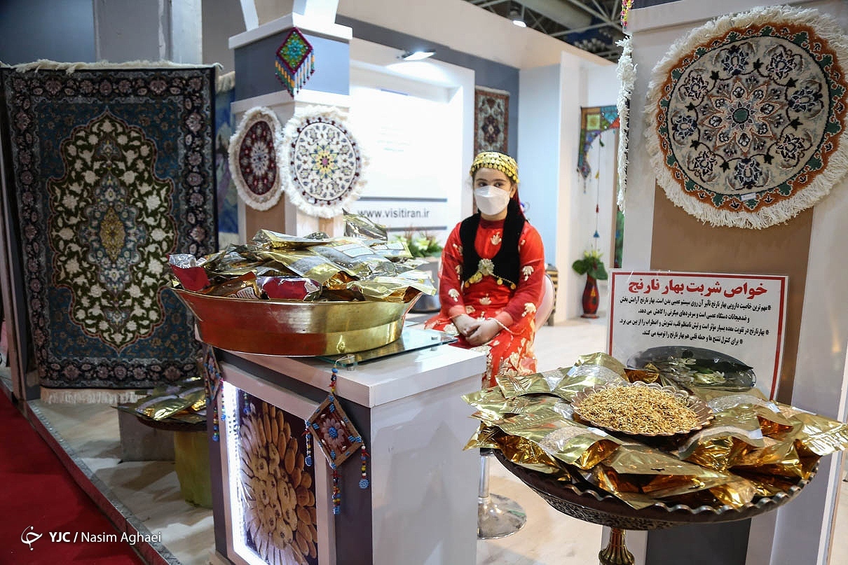 افتتاح نمایشگاه گردشگری و صنایع دستی
