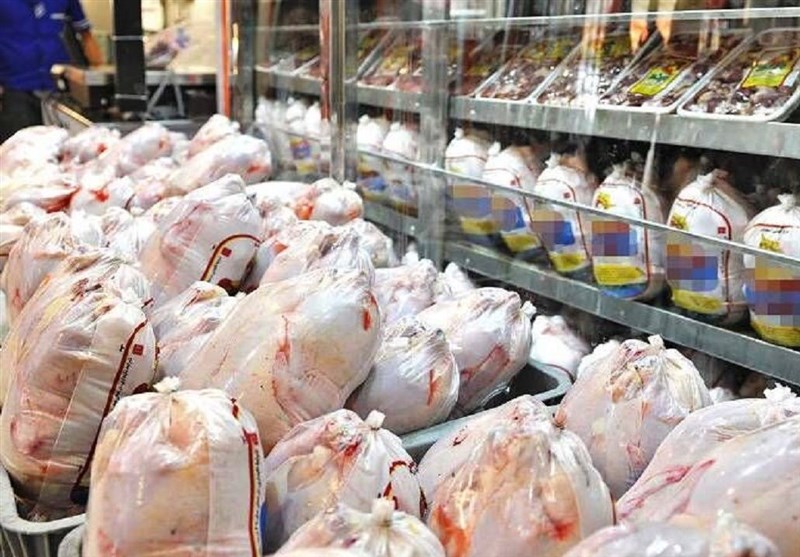انتظار و صف های مجدد برای خرید مرغ