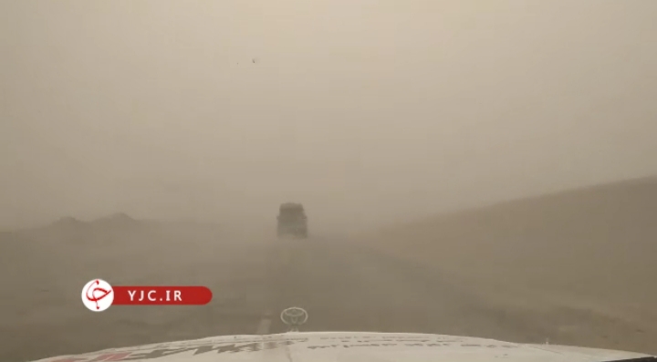 وقوع طوفان شن در جاده شهداد
