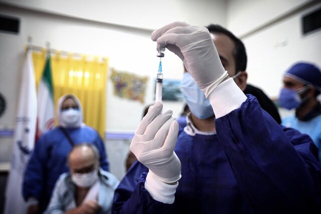 جهانپور: واکسیناسیون گروه‌های هدف ۲ با شروع سال جدید آغاز می‌شود