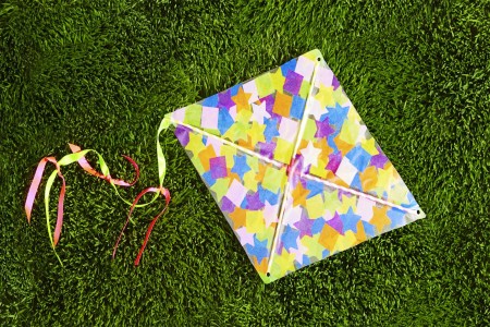 چگونه کاردستی بادبادک درست کنیم؟