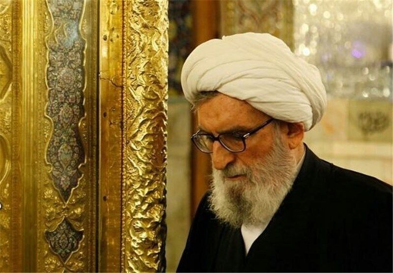 برگزاری مراسم بزرگداشت مرحوم آیت الله واعظ طبسی در حرم مطهر رضوی