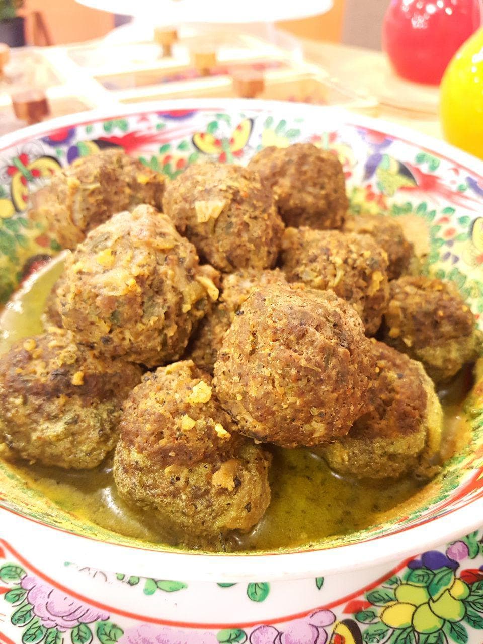 گوندي غذاي سنتي اصفهان مفيد و پرخاصيت