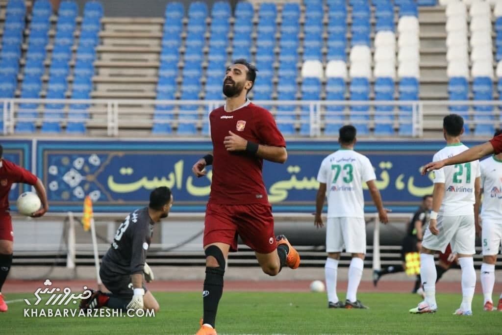 بازیکن مطرح لیگ برتر به استقلال چراغ سبز نشان داد