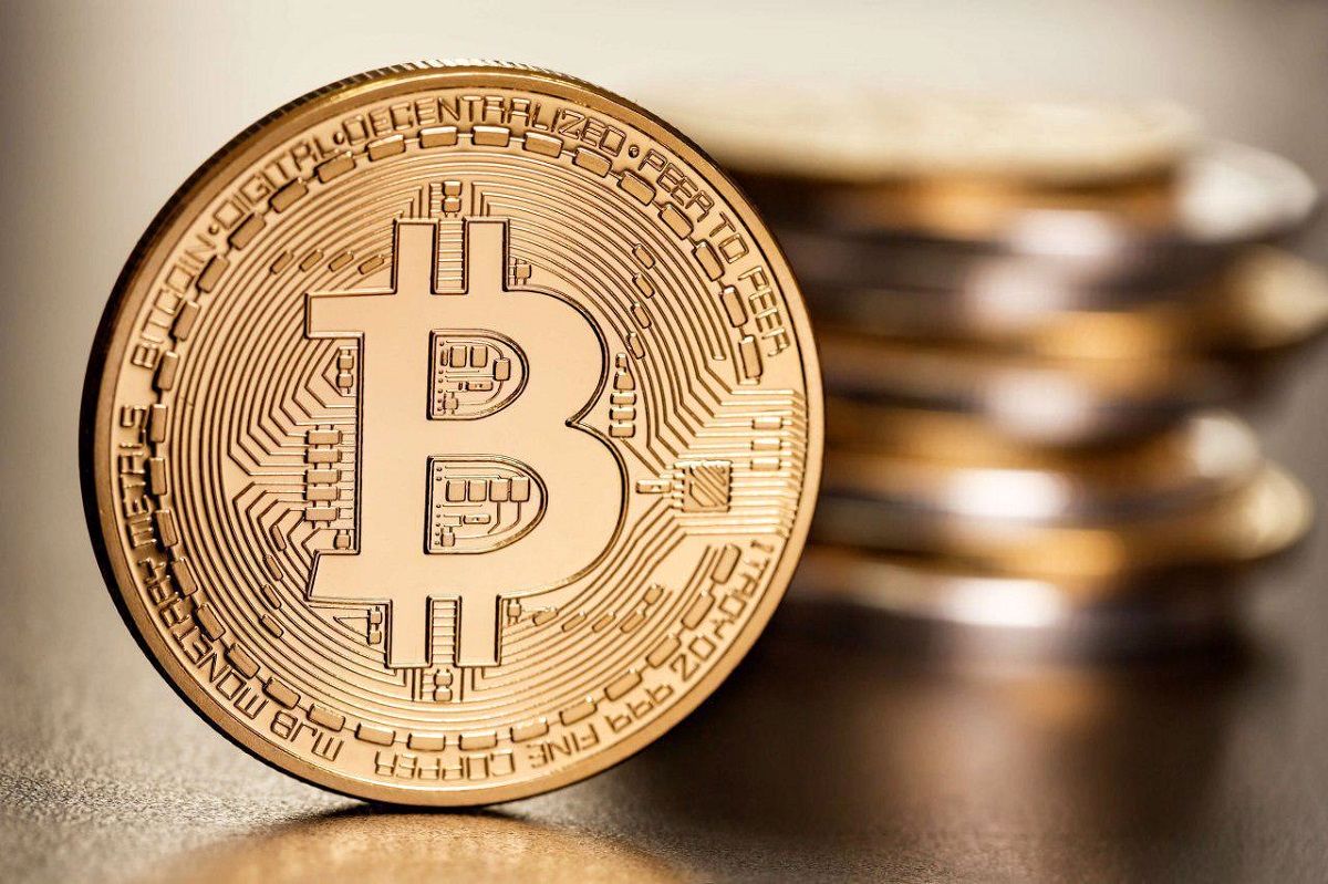 ارزش بازار بیت کوین از ۱۱۰۰میلیارد دلار گذشت