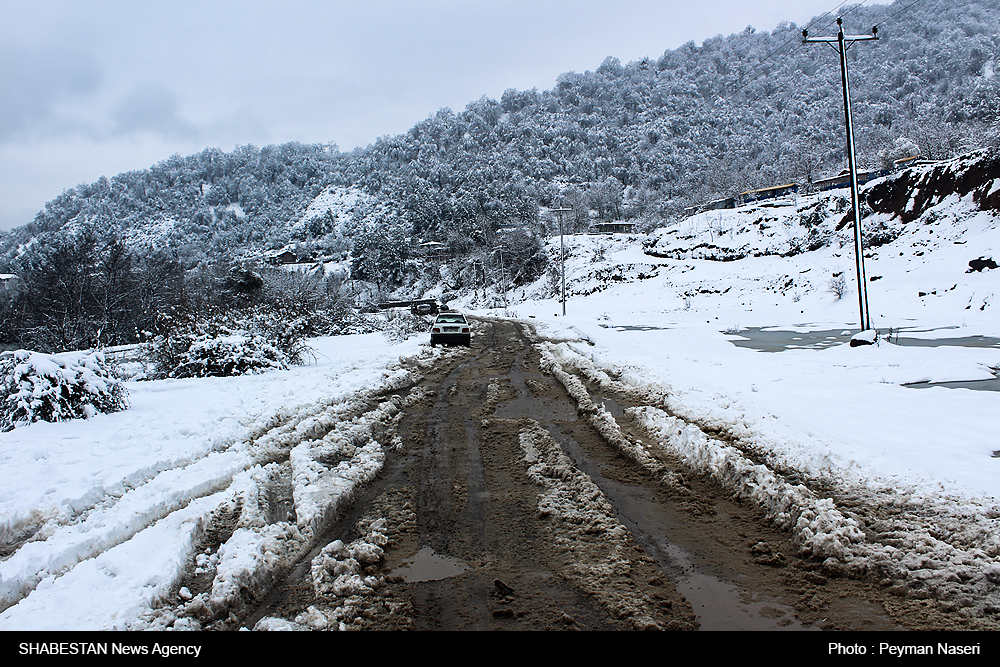 مسدود شدن ۲۰۳ محور روستایی استان قزوین در پی بارش برف