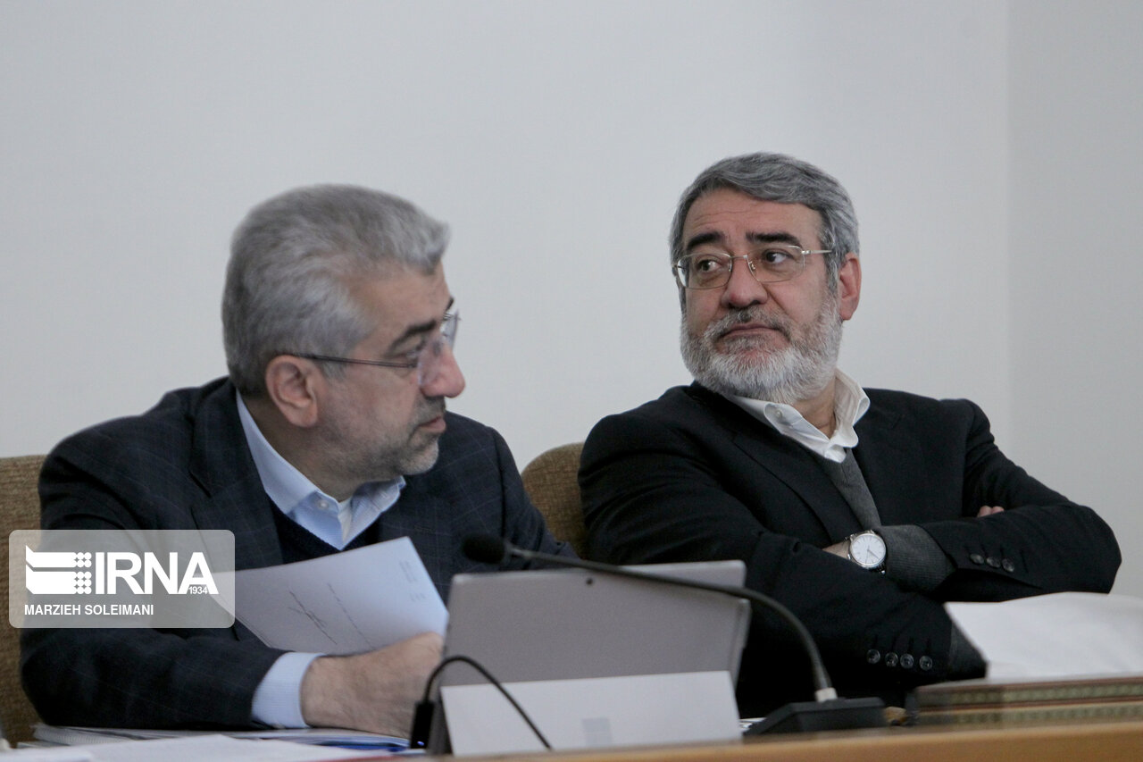 اعلام وصول سوالات نمایندگان از وزرای کشور و نیرو 