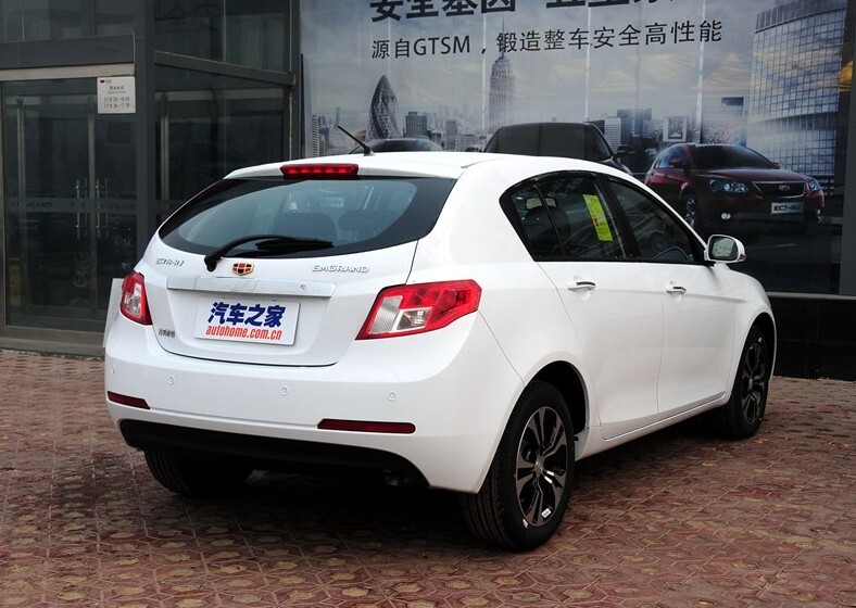 Geely emgrand ec7 rv хэтчбек. 8 хэтчбек. Geely emgrand ec7 rv. Geely emgrand ec7 хэтчбек. Ангельские глазки geely emgrand ec7.