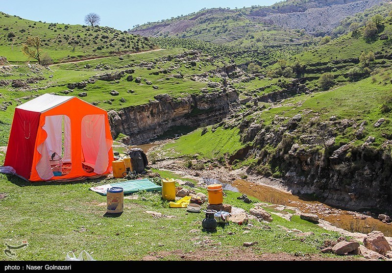 چادرنشینی نوروزی در دل طبیعت ایلام