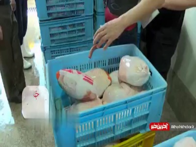 مرغ گرم طاقچه بالا گذاشت، جواب هم گرفت